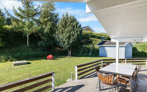 Sybil - 350M from the Sea: Tetto, Casa, Porta, Villetta, Shade, Raccordo, Cortile, Estate, Backyard
