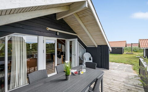 Kadife - 100M from the Sea: 