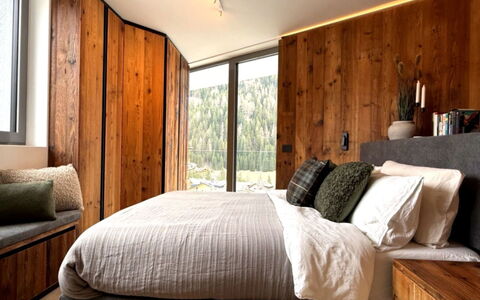 Domus Canazei: Mobilia, Letto, Camera Da Letto, Interior Design, Pavimentazione, Bedding, Lenzuolo, Parete, Legna, Pavimento