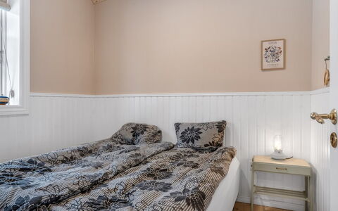 Felippa - from the Sea: Legna, Camera Da Letto, Pavimentazione, Interior Design, Pavimento, Letto, Bedding, Lenzuolo, Camera, Biancheria