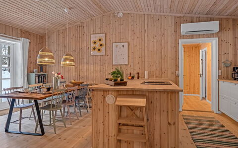 Felippa - from the Sea: Legna, Mobilia, Interior Design, Pavimentazione, Soffitto, Lampada, Pavimento, Pavimento In Legno, Color Legno, Cucina