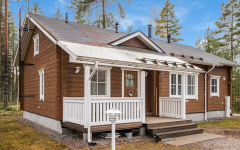 Villa Wilhelmiina: Legna, Villetta, Casa, Casa, Porta, Latifoglie, Edifici Giardino, Color Legno, Log Cabin, Plank