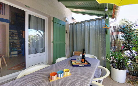 Les Mathes 642: Blu, Piscina, Materiale Composito, Shade, Ricorrere, Estate, Hacienda, Villa, Centro Ricreativo