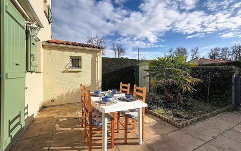 Les Mathes 642: Arbusto, Giardino, Villetta, Shade, Landscaping, Cortile, Backyard, Villa, Agriturismo, Pianta Della Casa