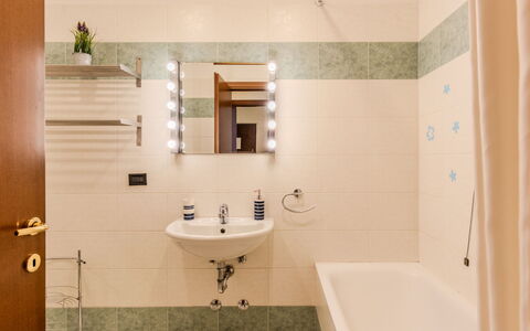 Casa Martinetta: Bagno, Idraulico Fixture, Interior Design, Lavandino Del Bagno, Pavimentazione, Parete, Pavimento, Rubinetto, Lavello, Idraulico