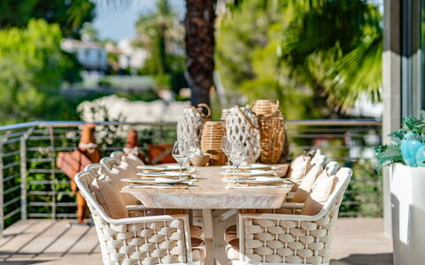 Essence: Piscina, Ricorrere, Shade, Estate, Condominio, Hotel, Landscaping, Hacienda, Villa