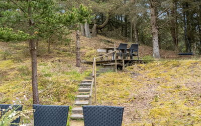 Peadda - 300M from the Sea