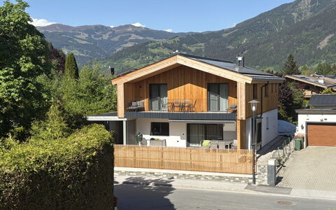 Glacier Loft Kitzsteinhorn 1: Casa, Casa, Tetto, Zona Residenziale, Villetta, Raccordo, Pendenza, Villaggio, Estate, Balcone