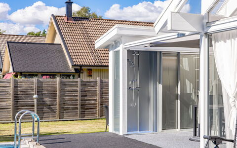 Skreanäs: Porta, Casa, Materiale Composito, Shade, Design, Cortile, Struttura Esterna, Raccordo, Portico, Deck