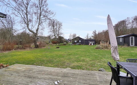 Wigot - 225M to the Fjord: Vegetazione, Arbusto, Primavera, Villetta, Giardino, Shade, Backyard, Cortile, Sedia