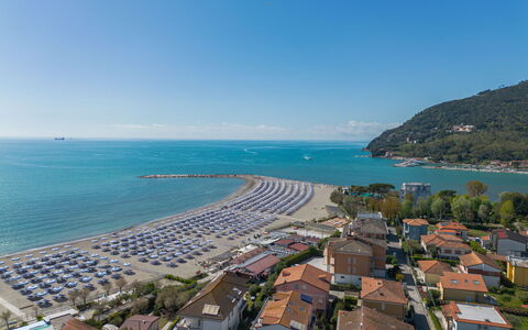 Brezza sul Mare: Blu, Corpo D'Acqua, Costa, Costiera E Morfologie Oceanic, Mare, Spiaggia, Oceano, Riva, Attrazione Turistica, Baia