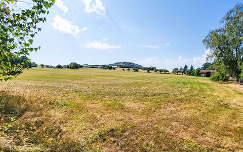 Tiny House Cottage Herbert: Blu, Cielo, Giorno, Erba, Verde, Ambiente Naturale, Pascolo, Paesaggio Naturale, Plain, Ecoregione