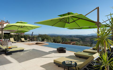 Villa Elisa: Mobili Da Esterno, Mobilia, Ombrello, Tavolo Esterno, Sedia, Shade, Piscina, Ricorrere, Eco Hotel, Terrazza