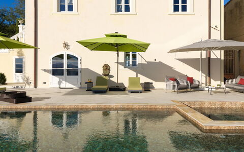 Villa Elisa: Piscina, Casa, Zona Residenziale, Estate, Porta, Villa, Hacienda, Giardino, Cortile, Cortile