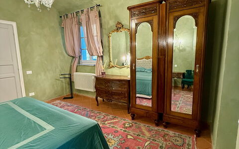 Villa Elisa: Mobilia, Interior Design, Pavimento, Pavimentazione, Parete, Legna, Camera Da Letto, Camera, Soffitto, Letto