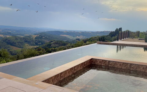 Villa Elisa: Piscina, Materiale Composito, Giochi D'Acqua