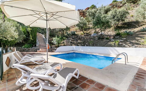 Hacienda Competa: Piscina, Mobili Da Esterno, Ricorrere, Flagstone, Lettino, Ombrello, Eco Hotel, Sedia, Landscaping, Terrazza