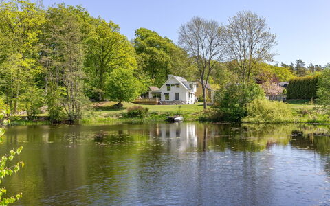 Villa Anja: Acqua, Risorse Idriche, Verde, Corpo D'Acqua, Albero, Natura, Ambiente Naturale, Alveo, Paesaggio Naturale