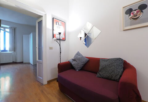 Suite Meda: Mobilia, Parete, Interior Design, Pavimentazione, Pavimento, Legna, Camera, Appartamento, Divano, Soggiorno