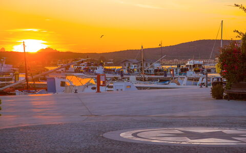 Smeralda Apartment: Cielo, Crepuscolo, Afterglow, Orizzonte, Tramonto, Alba, Sera, Marina, Arancia, Luce Del Sole