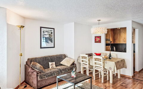 Verte-Rive: Mobilia, Legna, Interior Design, Appartamento, Casa, Divano, Camera, Soggiorno