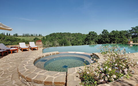 Mattei Villa: Piscina, Flagstone, Giochi D'Acqua, Mobili Da Esterno, Ricorrere, Landscaping, Design, Backyard, Piastrella, Eco Hotel
