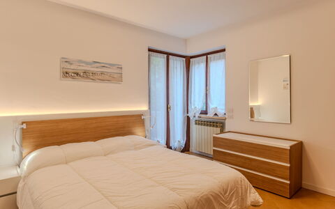 Le Busatte: Letto, Interior Design, Camera Da Letto, Legna, Mobilia, Lenzuolo, Pavimentazione, Soffitto, Bedding, Pavimento