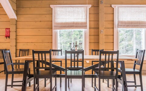 Villa Ulperi: Legna, Villetta, Casa, Casa, Porta, Latifoglie, Edifici Giardino, Color Legno, Log Cabin, Plank