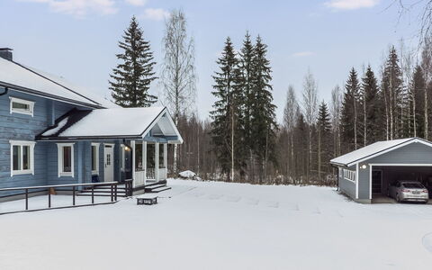 Villa Ulperi: Legna, Villetta, Casa, Casa, Porta, Latifoglie, Edifici Giardino, Color Legno, Log Cabin, Plank