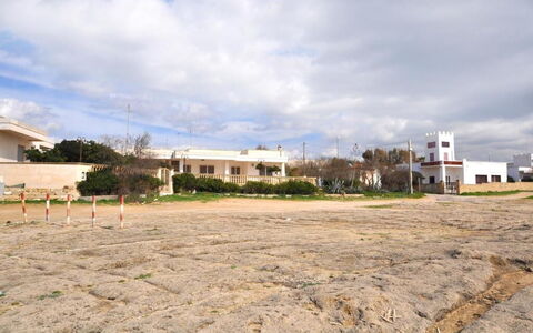 Appartamento Calanca, Marina di Mancaversa: Cielo, Lotto, Plain, Insediamento Umano, Suolo, Villaggio, Shrubland