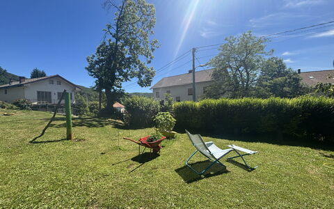 Apartment, Garden, Beigua Unesco Global Geopark: Lotto, Prato, Giardino, Cortile, Villetta, Backyard, Shade, Mobili Da Esterno, Landscaping, Agriturismo