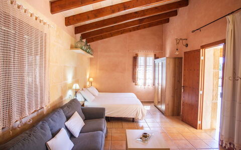 Ca Na Ines: Mobilia, Interior Design, Pavimentazione, Pavimento, Casa, Piscina, Soffitto, Ricorrere, Sedia, Appartamento
