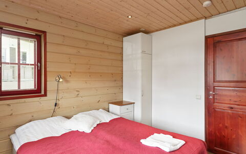 Levin Otava 2: Legna, Pavimento, Pavimentazione, Interior Design, Soffitto, Camera Da Letto, Camera, Mobilia, Letto, Pavimento In Legno