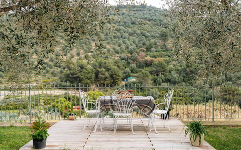 Micuzzo: Mobili Da Esterno, Giardino, Tavolo Esterno, Sedia, Landscaping, Cortile, Backyard, Eco Hotel, Terrazza