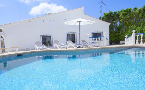 Irene: Zona Residenziale, Appartamento, Condominio, Ricorrere, Estate, Landscaping, Parco, Hotel, Villa, Resort Citta '