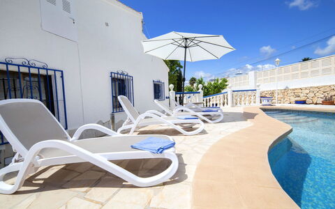 Irene: Zona Residenziale, Appartamento, Condominio, Ricorrere, Estate, Landscaping, Parco, Hotel, Villa, Resort Citta '