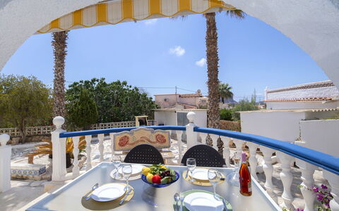 Irene: Zona Residenziale, Appartamento, Condominio, Ricorrere, Estate, Landscaping, Parco, Hotel, Villa, Resort Citta '