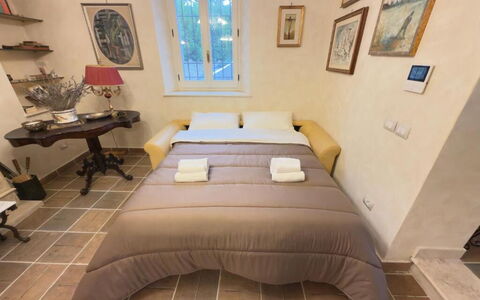 Villa Montepulciano Vineyard: Legna, Pavimento, Mobilia, Interior Design, Pavimentazione, Camera Da Letto, Letto, Camera, Color Legno, Latifoglie
