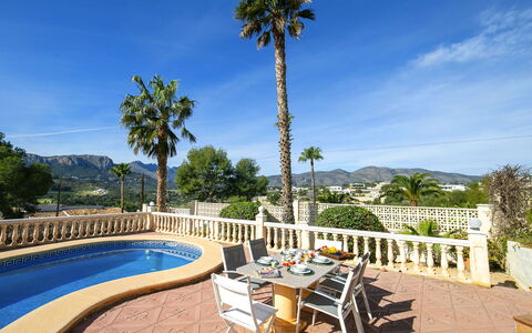 Sueño: Mobilia, Ricorrere, Eco Hotel, Piscina, Mobili Da Esterno, Sedia, Balcone, Shade, Hacienda