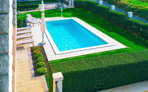 Silvia: Mobilia, Mobili Da Esterno, Sedia, Shade, Baldacchino, Tavolo Esterno, Struttura Esterna, Terrazza, Tenda, Cucina & Sala Da Pranzo Tavolo