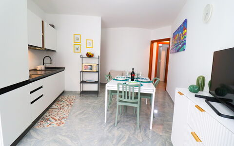 Casa Kalès Otranto – Holiday Home 4 Guests – Ac, W: Pavimentazione, Interior Design, Legna, Mobilia, Pavimento, Cucina, Camera, Controsoffitto, Apparecchio Major, Appartamento