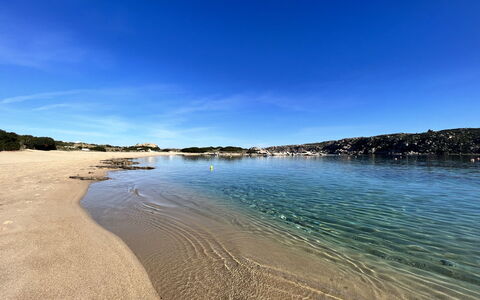 Elenoire: Blu, Acqua, Corpo D'Acqua, Ambiente Naturale, Spiaggia, Orizzonte, Estate, Costa, Costiera E Morfologie Oceanic