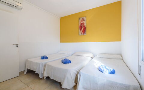 Sol Naciente: Foglia, Vegetazione, Arbusto, Giardino, Comunita 'Impianto, Landscaping, Woody Impianto, Prato, Shade, Cortile