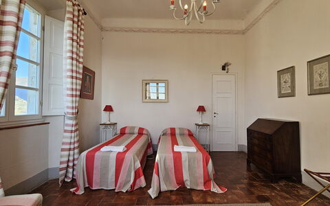 Villa Il Torrazzo, Vista Mare, Massarosa: Mobilia, Interior Design, Pavimentazione, Pavimento, Soffitto, Tessile, Camera, Camera Da Letto, Letto, Illuminazione