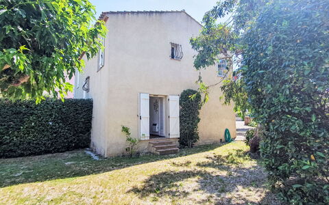 Résidence les Figuiers Fleurs: Parete, Ramo, Arbusto, Casa, Zona Residenziale, Casa, Villetta, Giardino, Estate