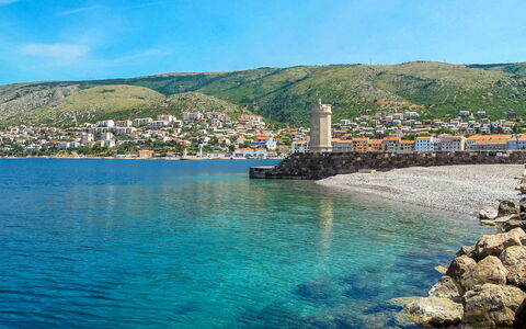 Senj 122: Mobilia, Mobili Da Esterno, Tavolo, Sedia, Tavolo Esterno, Giardino, Cucina & Sala Da Pranzo Tavolo, Terrazza, Ristorante, Vaso Di Fiori