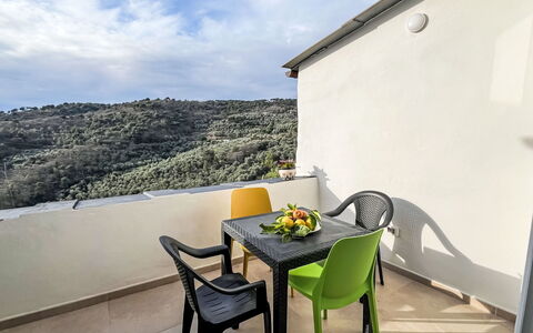 Cà Ninin de Bernà: Mobilia, Mobili Da Esterno, Tavolo, Sedia, Tavolo Esterno, Giardino, Cucina & Sala Da Pranzo Tavolo, Terrazza, Ristorante, Vaso Di Fiori