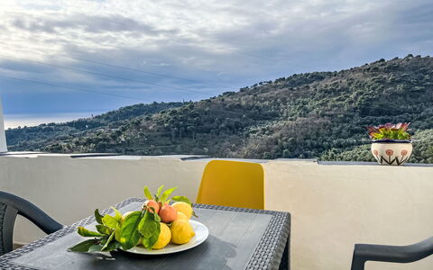 Cà Ninin de Bernà: Mobilia, Mobili Da Esterno, Tavolo, Sedia, Tavolo Esterno, Giardino, Cucina & Sala Da Pranzo Tavolo, Terrazza, Ristorante, Vaso Di Fiori