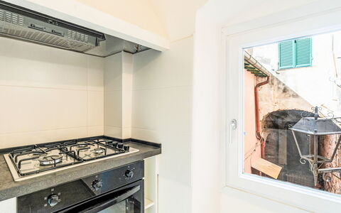 Cà Ninin de Bernà: Legna, Interior Design, Apparecchio Major, Pavimentazione, Cucina, Soffitto, Pavimento, Cucina Stufa, Camera, Elettrodomestico Da Cucina