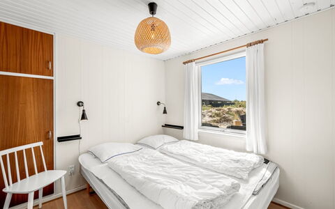 Monna - from the Sea: Camera Da Letto, Casa, Letto, Telaio Del Letto, Bedding, Lenzuolo, Hotel, Dipingere, Biancheria, Cuscino